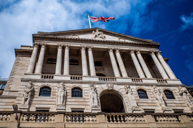Bank of England akan Meletakkan Dasar untuk Penurunan Suku Bunga di Agustus